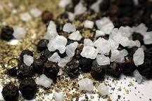 Pukara Estate Pepper and Olive Smoked Salt Flakes 100g