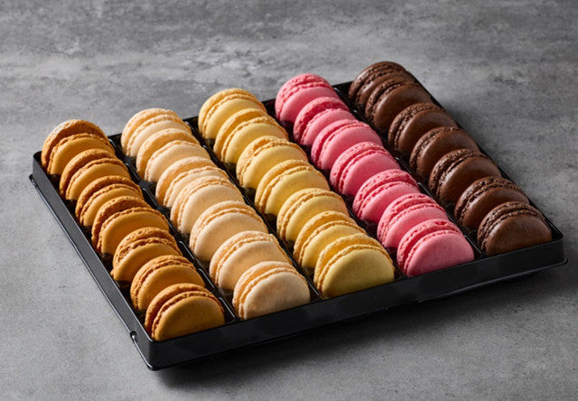 Looma's Assorted Macarons Pkt 36 (Straw, Choc, Pist, Salted Caramel)